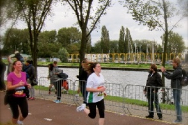 Elaine Curran of Invest NI, Founding partner of NI-NL, records one of the fastest team times on the day. 